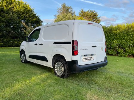 2019 Peugeot Partner ACTIVE PLUS 1.6 BLUEHD BLUEHDI 75 650 €11,750 thumbnail