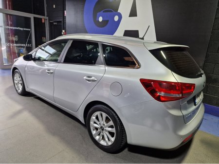 2017 Kia Ceed AUTOMATIC-1.6 CRDI-LOW MILEAGE €10,450 thumbnail