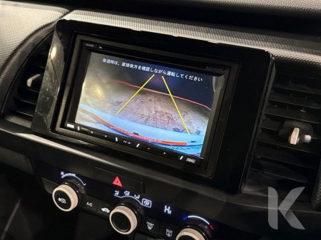 2020 Honda Fit 1.5 AUTOMATIC HYBRID - MULTI FUNCTION STEERING WHEEL - HEATING / AC CONTROLS - LANE ASSIST - REVERSE CAMERA €14,950 thumbnail