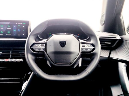 2025 Peugeot 2008 1.2 Puretech 130bhp Allure €30,950