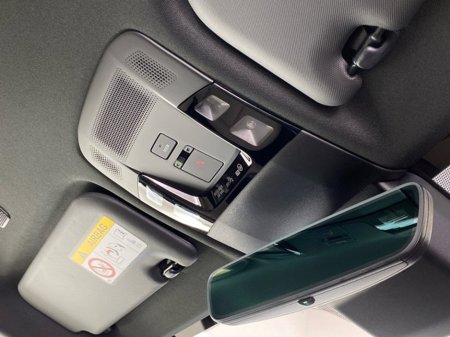 2025 Lexus LBX Elegant €39,950 thumbnail