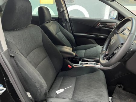 2019 Honda Accord €21950 2019 HONDA ACCORD HYBRID LX 2.0 AUTOMATIC / ELECTRIC SEATS / CRUISE CONTROL / REVERSE CAMERA €21,950 thumbnail