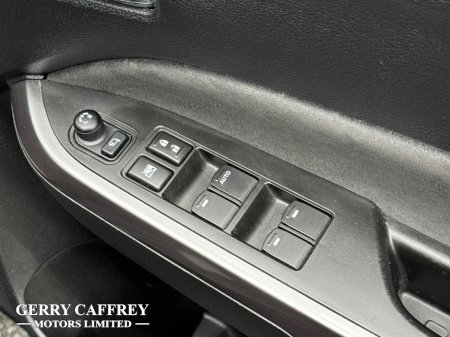 2020 Suzuki Vitara SZ5 1.4 Petrol Hybrid Manual - High Spec €18,450 thumbnail