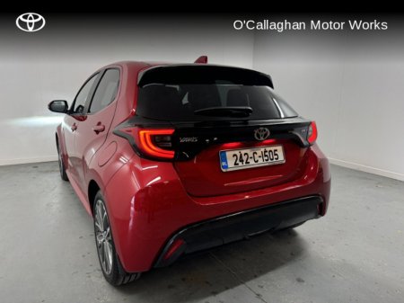 2024 Toyota Yaris YARIS HYBRID PLATINUM €29,950