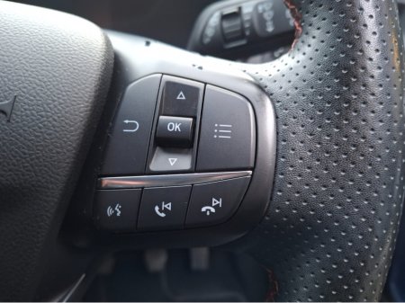 2022 Ford Focus ST-LINE STYLE 5DR 1.0T 12 125 M6 4 €17,250 thumbnail