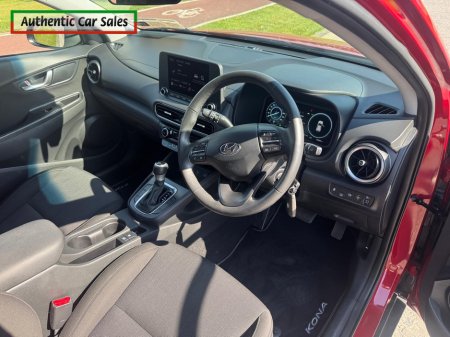 2022 Hyundai Kona 1.6GDI SE CONNECT 141PS 5 €26,495 thumbnail