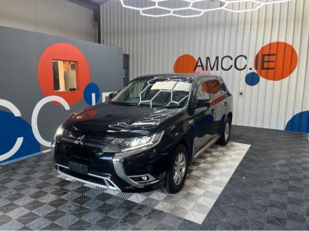 2020 Mitsubishi Outlander 2020 MITSUBISHI OUTLANDER PHEV 2.4L PETROL HYBRID / 48K KMS / HEATED SEATS, REVERSE CAMERA & MORE €24,950
