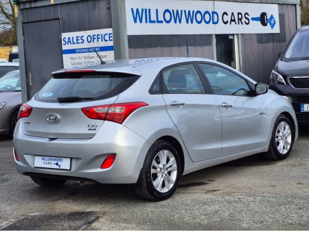 2015 Hyundai i30 1.6 DSL DELUXE 4DR €8,999