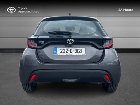 2022 Toyota Yaris 1.0 LUNA €18,995