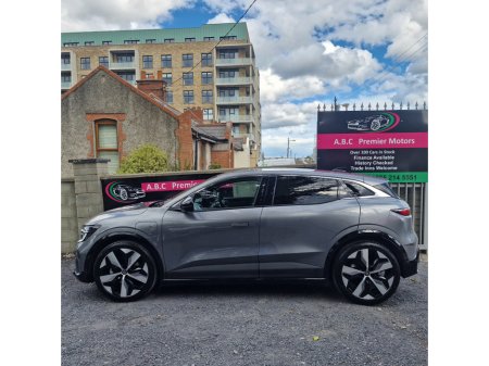 2023 Renault Megane E-Tech EV40 130hp Techno €20,950