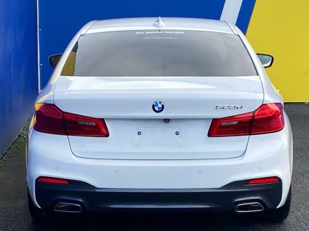 2018 BMW 5 Series 523d M-SPORT 2.0 AUTO // POWERED HALF ALCANTARA M-SPORT SEATS // 360 DEGREE REVERS CAMERA // DIGITAL CLUSTER €26,900 thumbnail