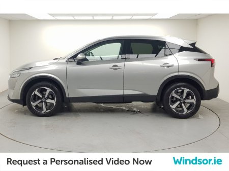 2022 Nissan Qashqai 1.3 PET MILD HYBRID SV PREMIUM €27,995 thumbnail