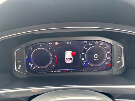 2022 Volkswagen Tiguan 2.0 TDI 150HP Elegance €34,975 thumbnail