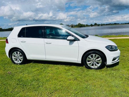2017 Volkswagen Golf ONLY 64K KMS / AUTO / FINANCE AVAILABLE €16,950