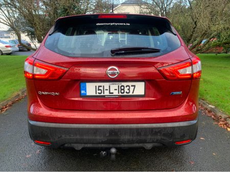 2015 Nissan Qashqai 1.5 DSL SV 4DR €9,495 thumbnail