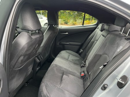 2024 Lexus UX 250 H 300E EV 201BHP 5DR AUTO €35,950 thumbnail