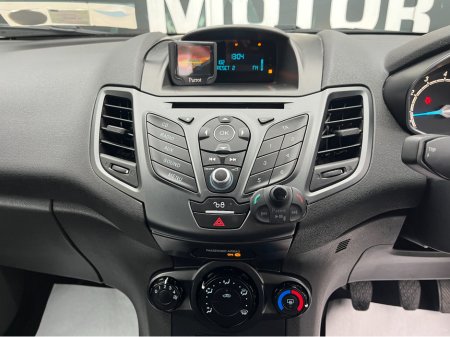 2016 Ford Fiesta ZETEC 1.25, NCT 09/2026, TAX 01/2026, LOW TAX, LOW INSURANCE €8,995 thumbnail