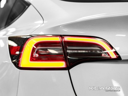 2021 Tesla Model 3 RWD €23,890 thumbnail