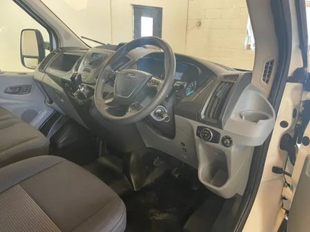 2018 Ford Transit 2018 Ford Transit Lowloader Dropside €20,500 thumbnail