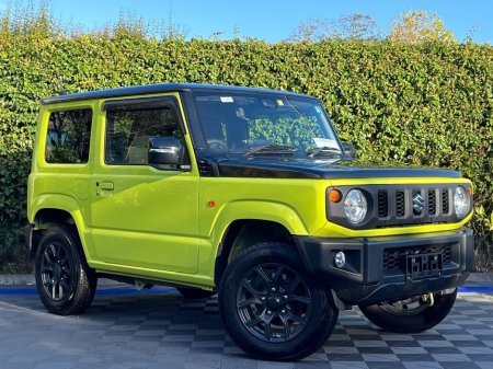 2022 Suzuki Jimny 660cc AUTO AWD // VERY LOW MILEAGE // KINETIC YELLOW PAINT // HEATED SEATS €26,950