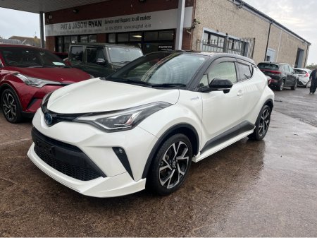 2020 Toyota C-HR Hybrid sport €25,500
