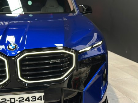 2024 BMW XM 50E PHEV AUTO MEGA SPEC €124,950 thumbnail