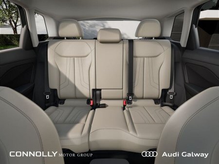 2026 Audi Q3 SE TDI A/T €62,550 thumbnail