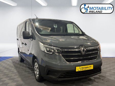 2022 Renault Trafic 9 Seater MPV