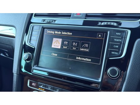 2014 Volkswagen Golf *HIGHLINE-MILANO MODEL* FULL SPC / COGNAC LEATHER - HEATED SEATS - CAMERAS - PEARL WHITE €12,900 thumbnail