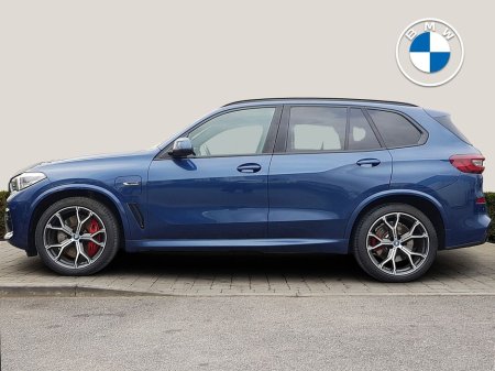 2023 BMW X5 xDrive45e M Sport Pro €74,995