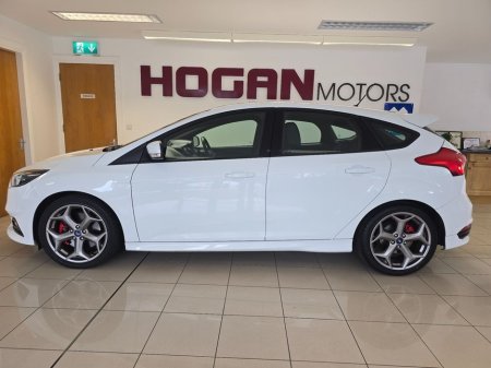 2016 Ford Focus * Jan 2026 Pricing * ST2 2.0 250PS 5DR H/B €18,950
