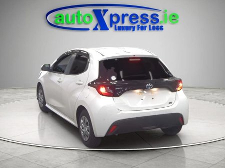 2020 Toyota Yaris 1.5 Hybrid X Automatic, Low mileage €17,995 thumbnail