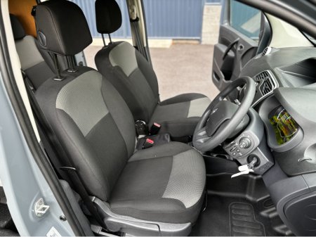 2021 Renault Kangoo Crew Cab + Van €19,300