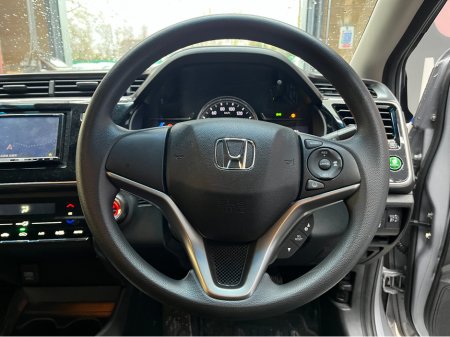 2020 Honda Grace €16950 2020 HONDA GRACE HYBRID DX 1.5 AUTOMATIC / CRUISE CONTROL €16,950 thumbnail