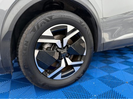 2024 Peugeot 2008 ALLURE - ELECTRIC - AUTO - 12M WARRANTY - CAR: 1601 thumbnail