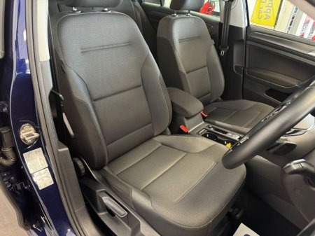 2018 Volkswagen Golf 1.2 TSI 110 bhp DSG Comfortline €16,750 thumbnail