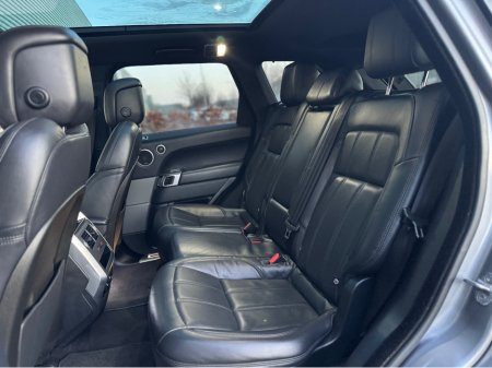 2019 Land Rover Range Rover Sport 2.0 P400E HSE €38,995 thumbnail