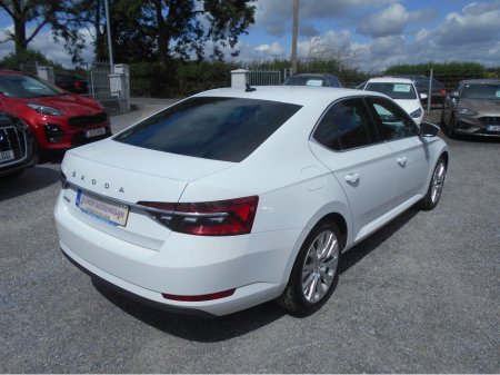 2023 Skoda Superb SE L 2.0 TDI (BLACK LEATHER) €34,950