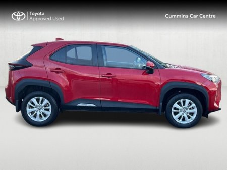 2022 Toyota Yaris YARIS CROSS LUNA 4DR AUTO €24,888