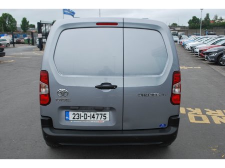 2023 Toyota Proace  €18,699