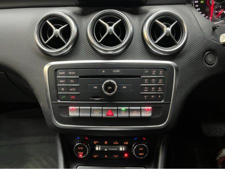 2016 Mercedes-Benz A Class €15950! 2016 MERCEDES-BENZ A180 1.6 AUTOMATIC / CRUISE CONTROL / REVERSE CAMERA / ELECTRIC MEMORY & HEATED SEATS €15,950 thumbnail