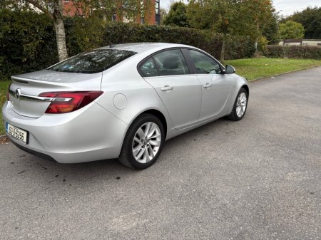 2015 Opel Insignia SC 1.4T 4DR €9,750