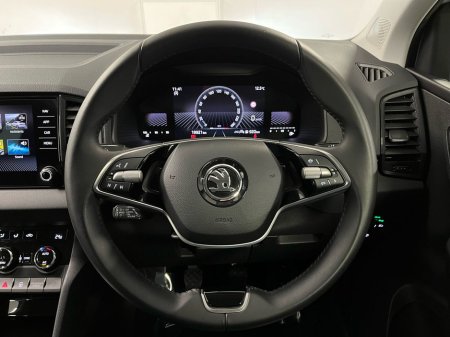 2025 Skoda Karoq Selection 2.0TDI 115BHP - Reversing Camera - Climate Control - Cruise Control - Auto Lights/Wipers - Apple CarPlay/Android Auto €36,950 thumbnail