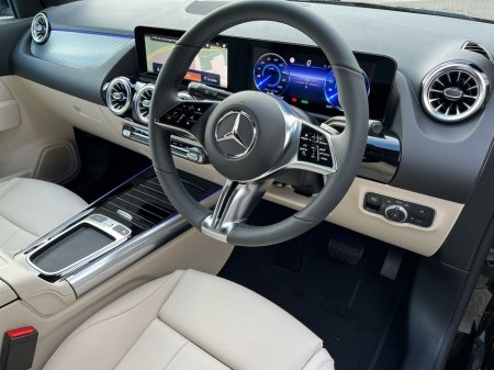 2026 Mercedes-Benz EQA 250 Plus Progressive Line Compact Electric SUV €58,155 thumbnail