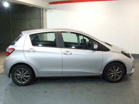 2020 Toyota Yaris 1.0 LUNA 4DR €16,950