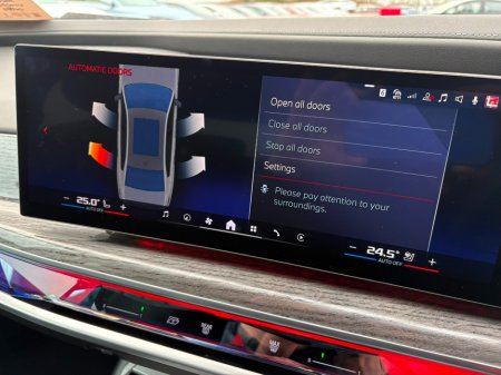 2025 BMW 7 Series M760e xDrive M Sport Pro [Ultimate Pack] €134,995 thumbnail