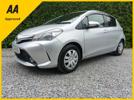 2016 Toyota Yaris 1.3 PETROL AUTOMATIC 4 CYLINDER ENGINE SPOTLESS WITH ONLY 49917KMS 9 SERVICE HISTORY STAMPS FACTORY IMMOBILISER  PUSH BUTTON START  REVERSE CAMERA TOUCH SCREEN RADIO WITH ANDROID AUTO / APPLE CAR PLAY €13,495