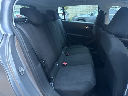 2020 Peugeot 308 ACCESS 1.2 110 6.3 4DR €15,000 thumbnail