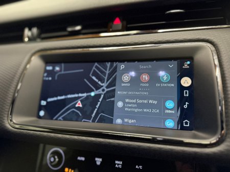 2021 Land Rover Range Rover Evoque 1.5 I3 PHEV 300 PS AWD Auto R-Dynamic S €35,900 thumbnail