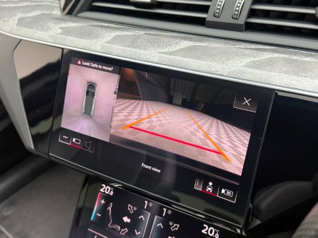 2023 Audi e-tron 55 VORSPRUNG QUATTRO €59,990 thumbnail